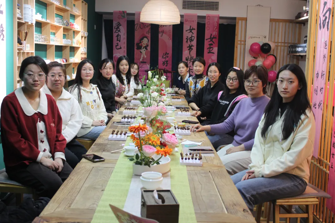 妇女节--五建照片.JPG
